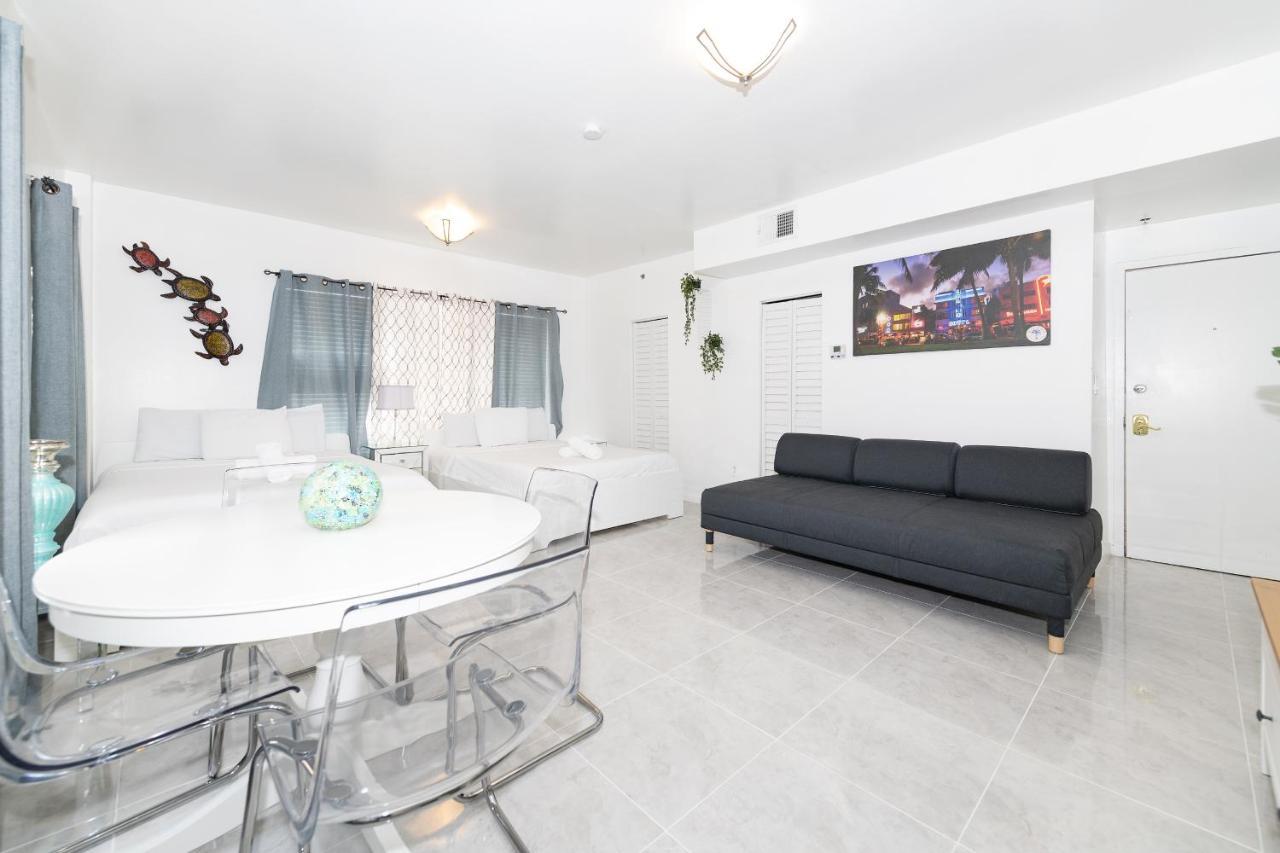 Apartments On Ocean Drive Маями Бийч Екстериор снимка