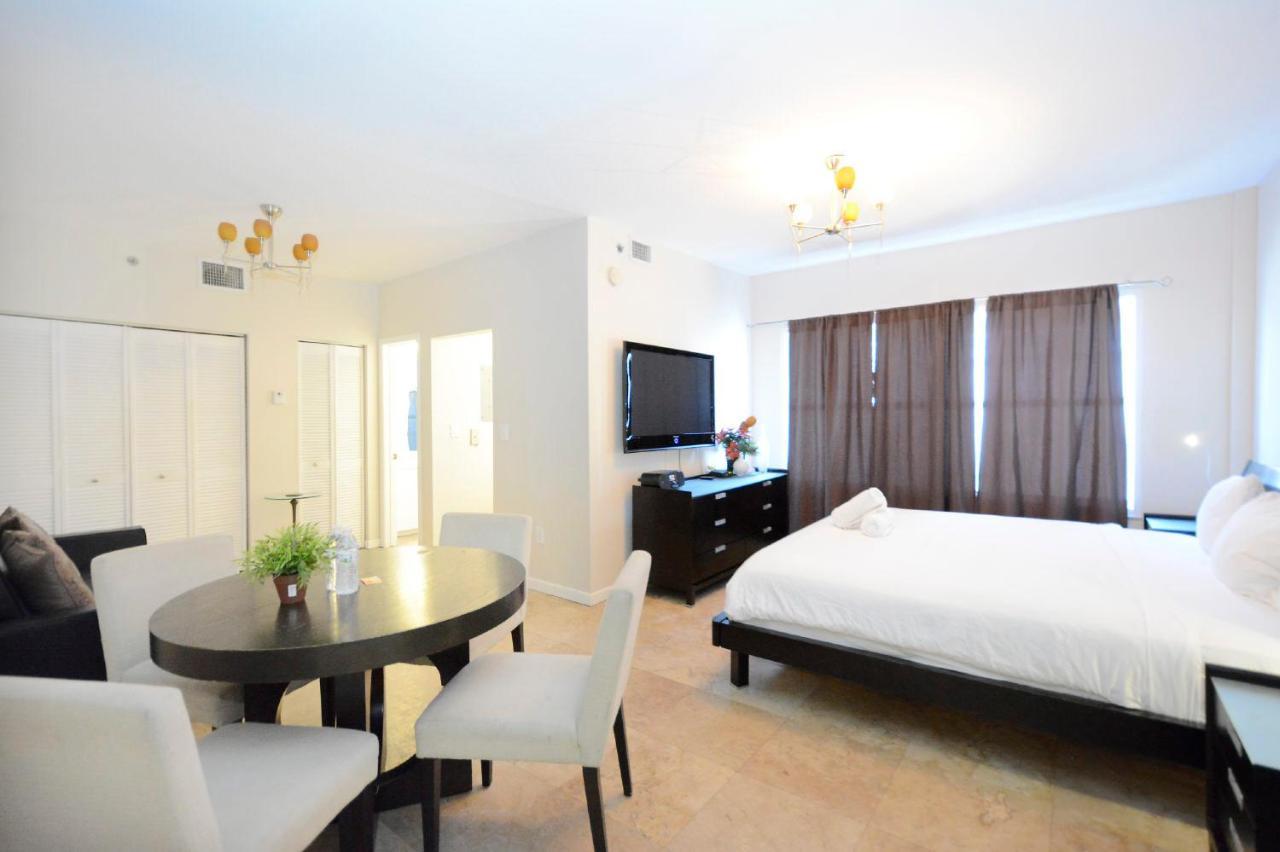Apartments On Ocean Drive Маями Бийч Екстериор снимка