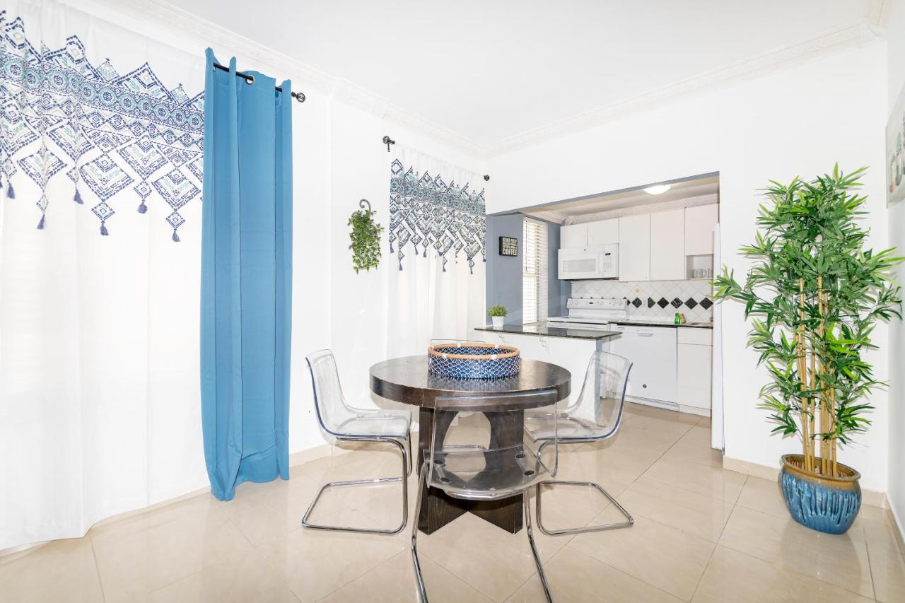 Apartments On Ocean Drive Маями Бийч Екстериор снимка